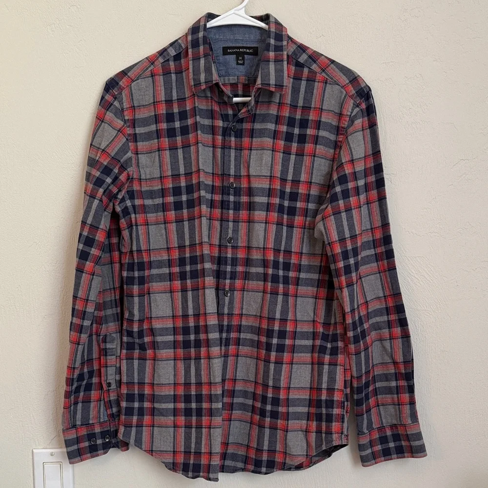 Banana Republic Red Blue Plaid Button Down Shirt Men’s Size M Casual
